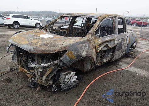 2022 Honda Ridgeline Rtl-E z USA, uszkodzony, nr VIN 5FPYK3F70NB034555